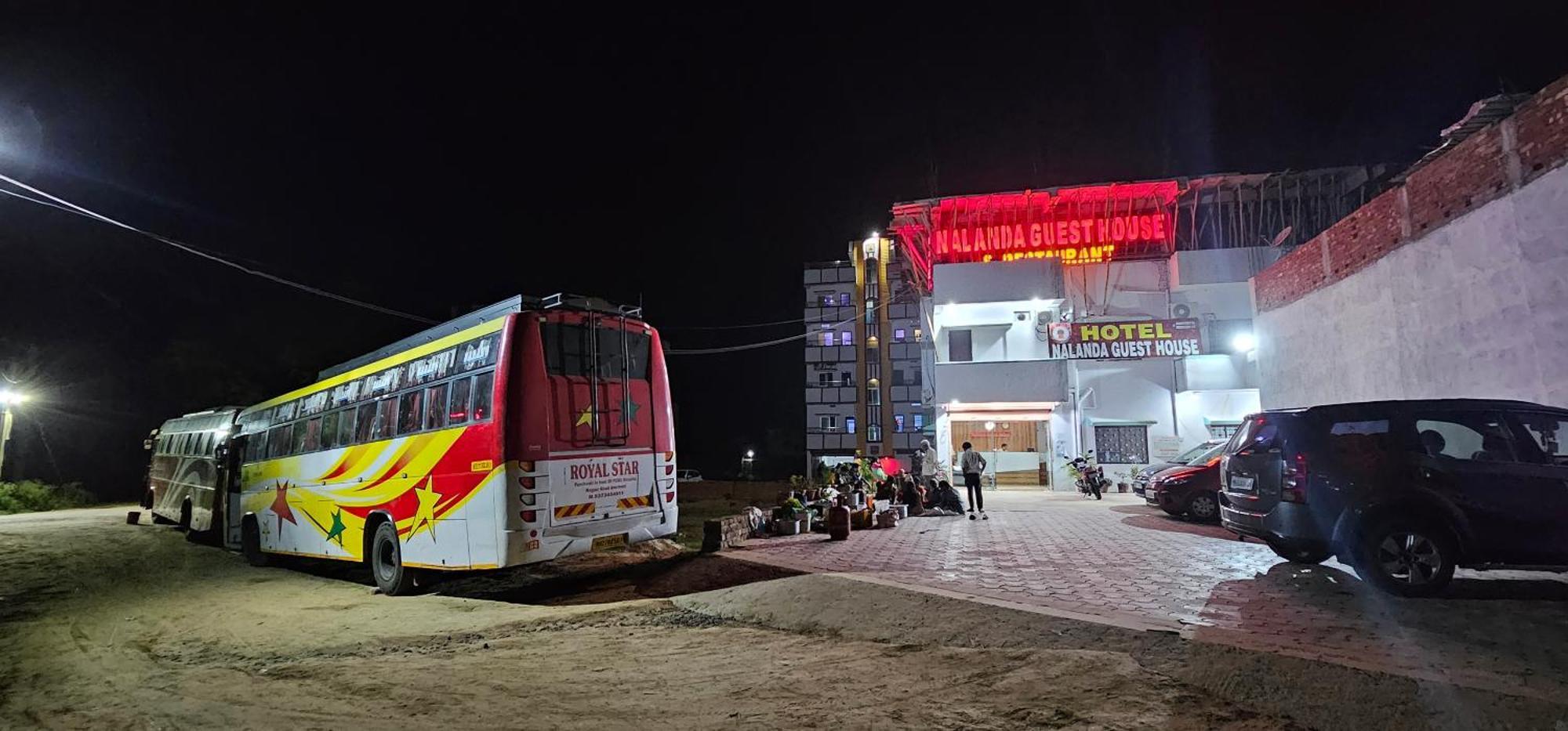 Hotel Nalanda Guest House Екстериор снимка