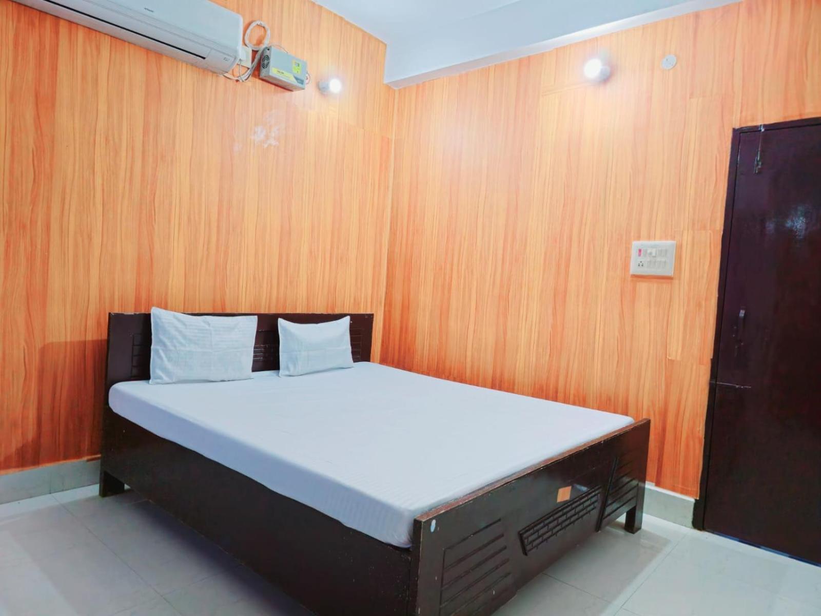 Hotel Nalanda Guest House Екстериор снимка